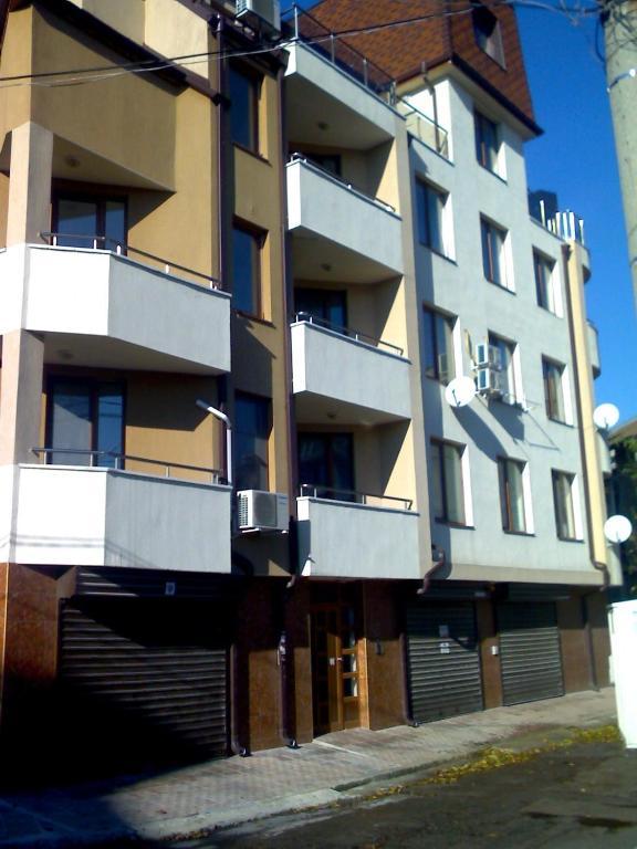 Asparuhov Guest Rooms And Apartments Varna Eksteriør billede