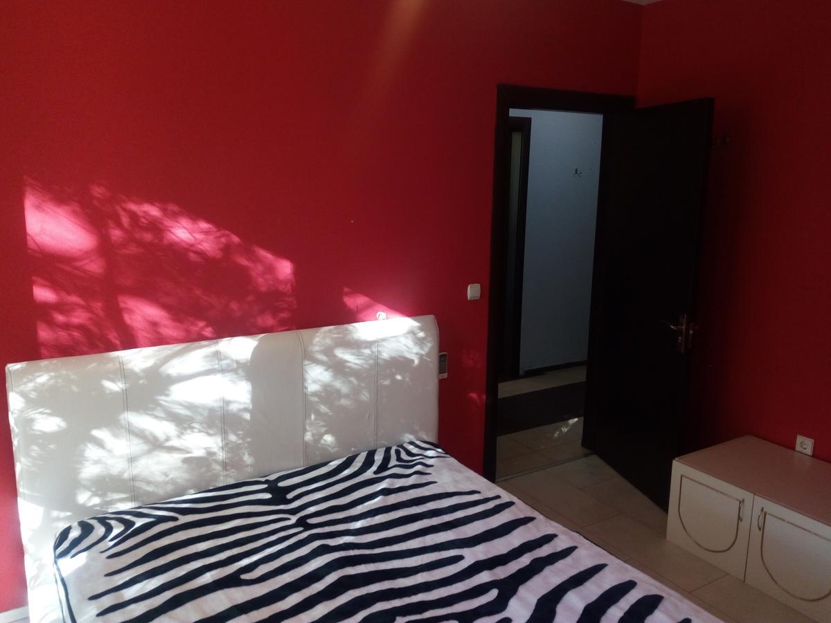 Asparuhov Guest Rooms And Apartments Varna Eksteriør billede